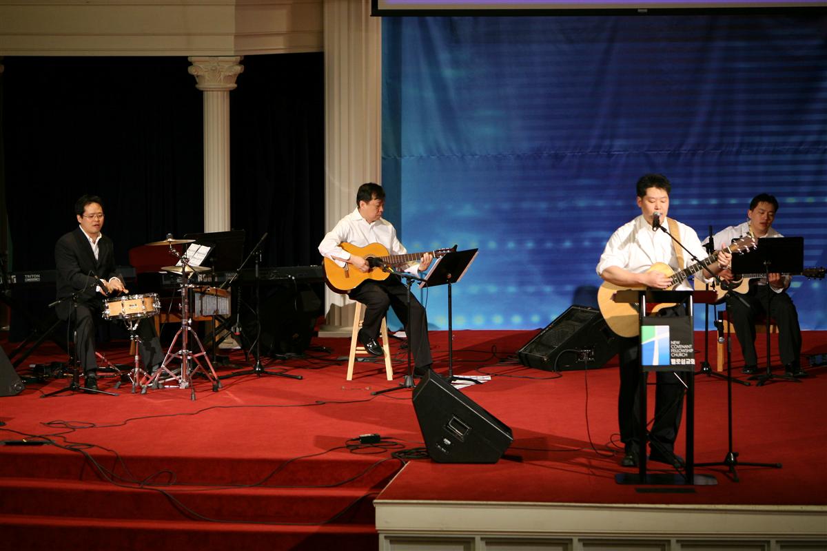 mom_0185 (Custom).jpg